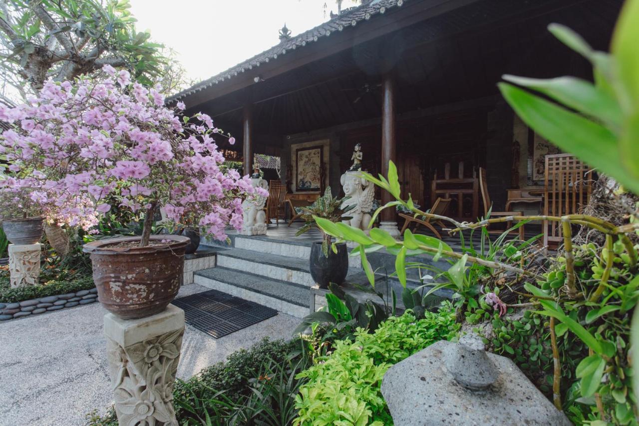 Kishi-Kishi Artvilla Blahbatu Exteriér fotografie