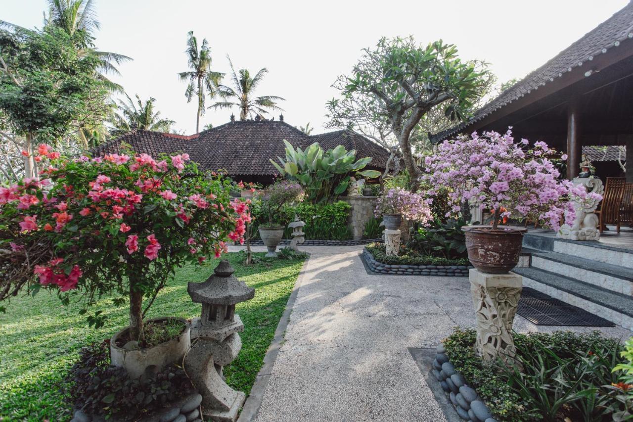 Kishi-Kishi Artvilla Blahbatu Exteriér fotografie