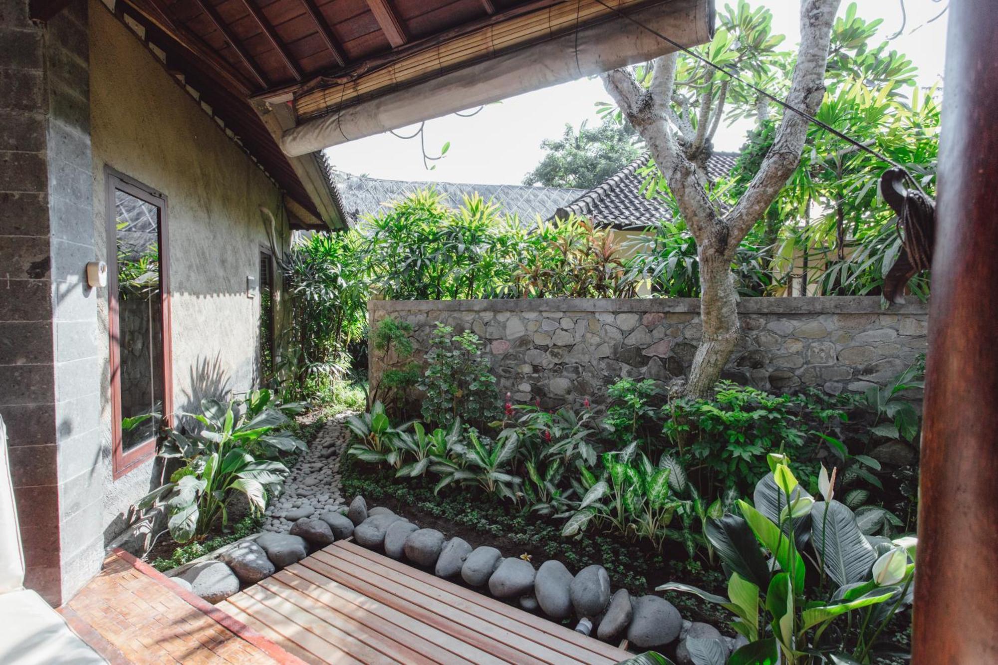 Kishi-Kishi Artvilla Blahbatu Exteriér fotografie