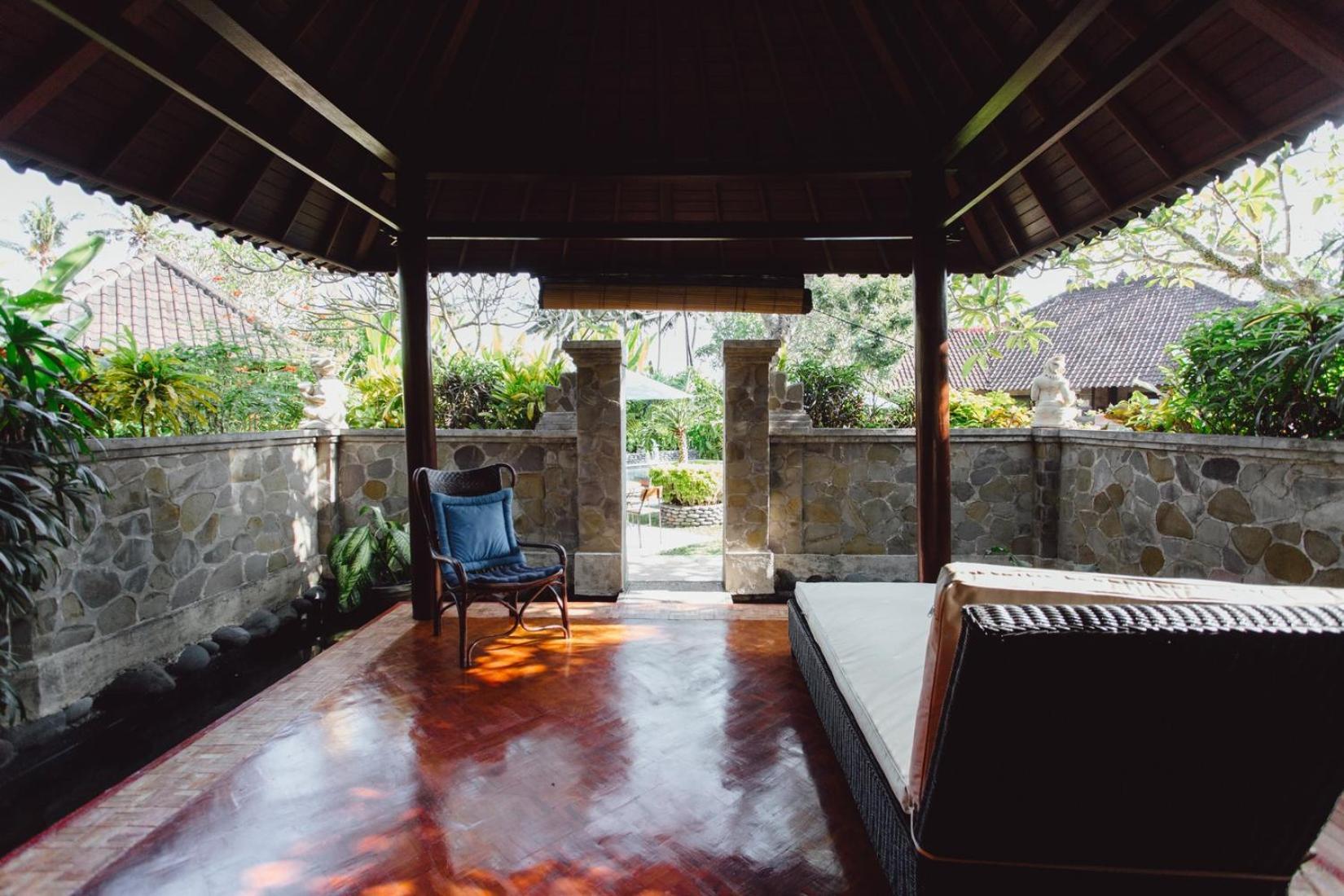 Kishi-Kishi Artvilla Blahbatu Exteriér fotografie
