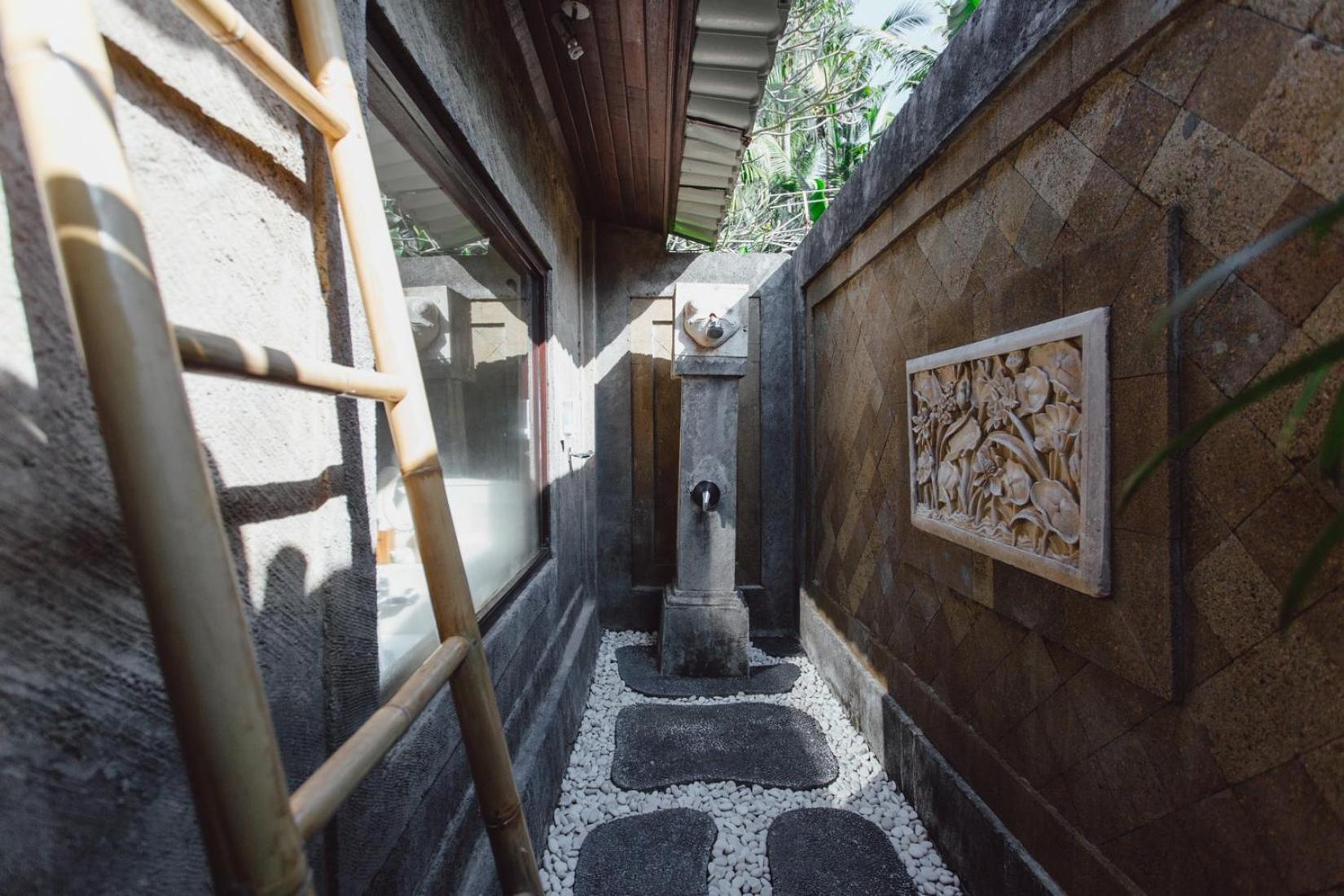 Kishi-Kishi Artvilla Blahbatu Exteriér fotografie